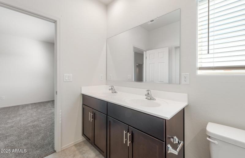 15 - Owner Bathroom