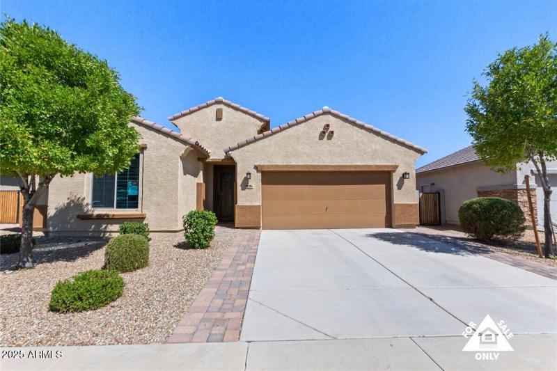 03-18216 W Foothill Dr