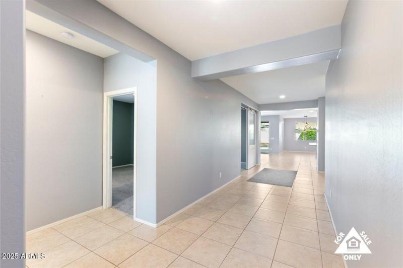 07-18216 W Foothill Dr