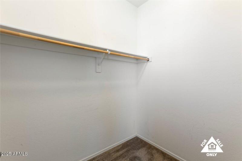 10-18216 W Foothill Dr