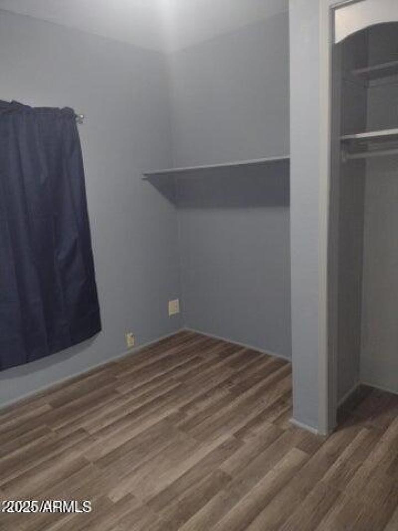 6702 Mary Jane-bedroom