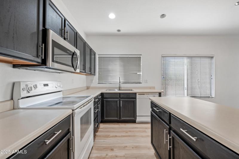 Kitchen - Stove & Microwave