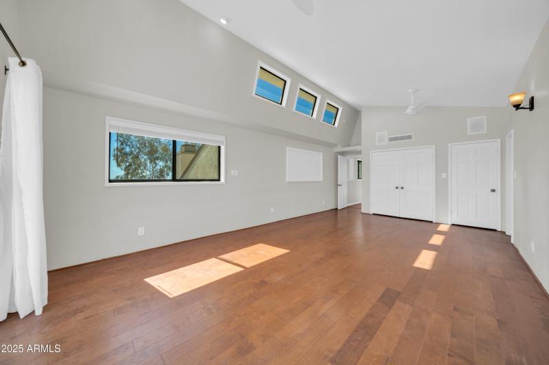 11602 E Manana Rd-30