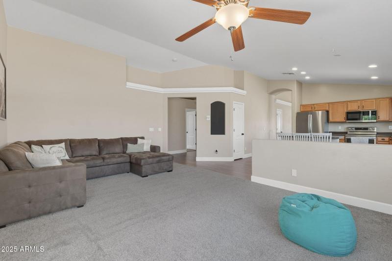 11-web-or-mls-Dancer-11