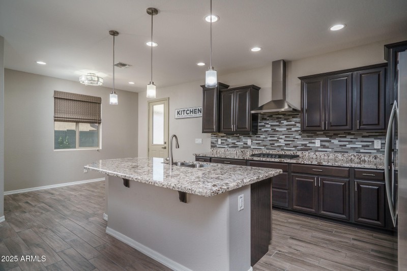 12) KITCHEN