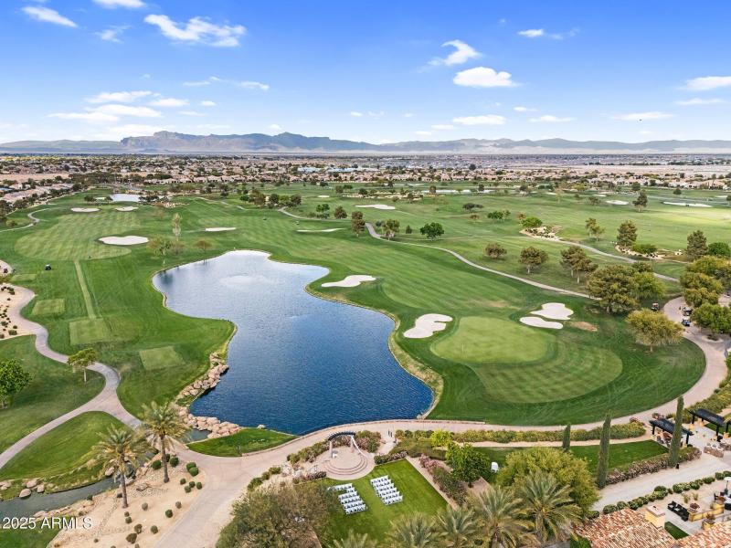 Encanterra Amenities