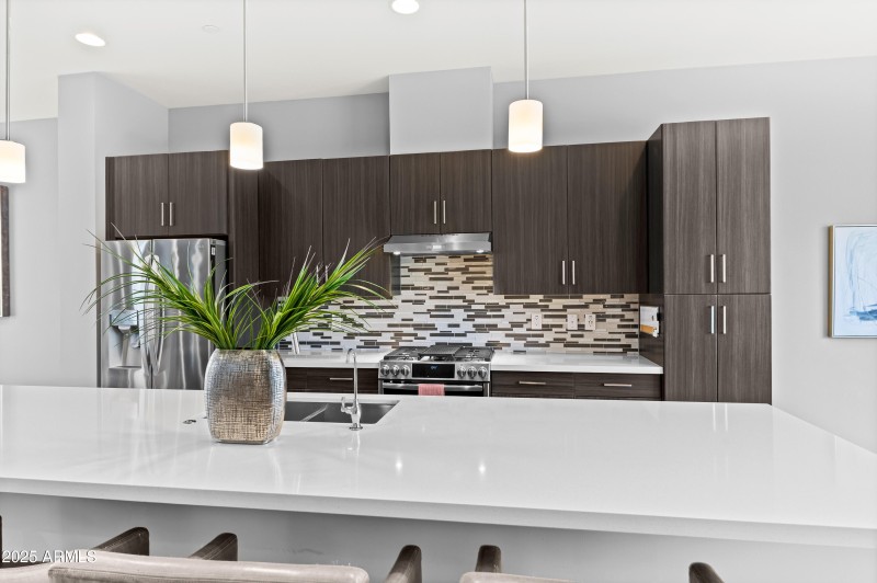 1717 E Morten Ave #62-9