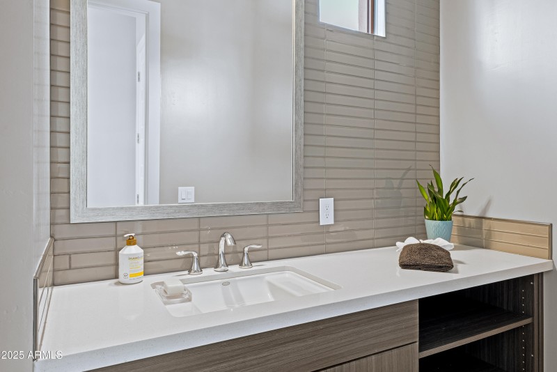 1717 E Morten Ave #62-21