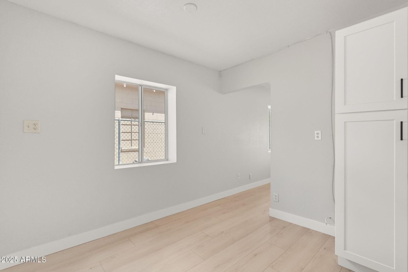 16-web-or-mls-Lincoln-16