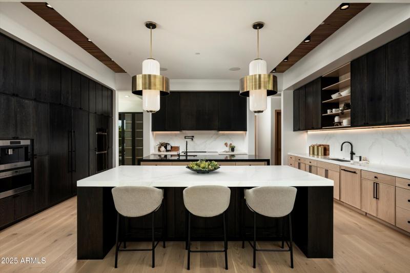 19-6535 N 40th Place-104