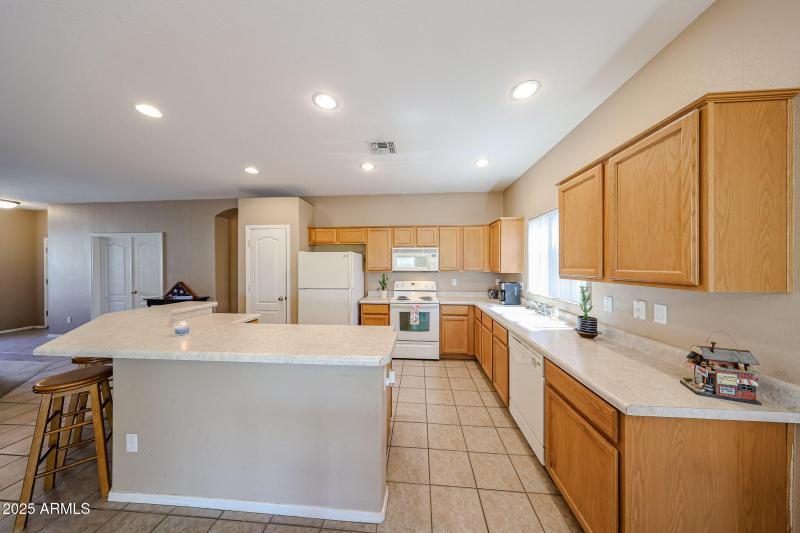 Lots of Counter Space!