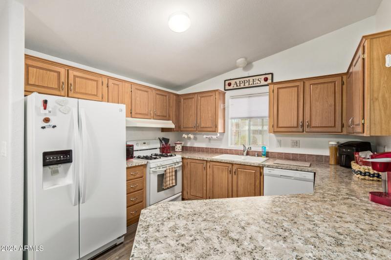 201 S Greenfield Rd 140