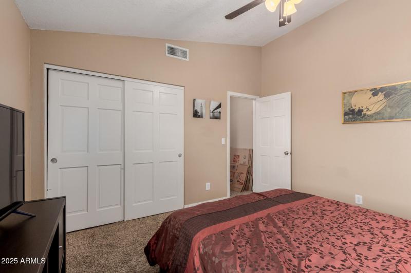 Third Bedroom - upstairs