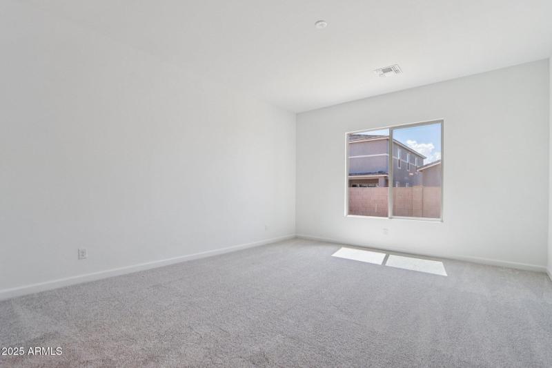 34-web-or-mls-E Utah Ave-S0909-034