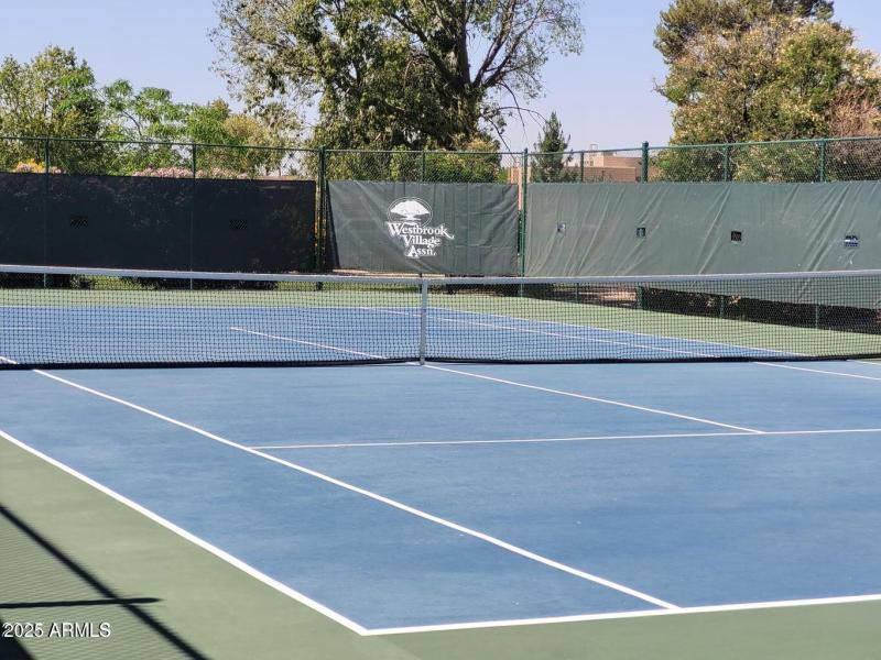 Community Tennis & Pickelball