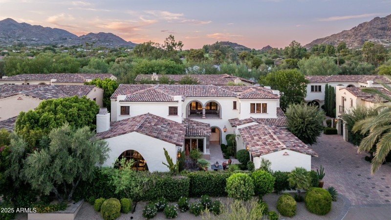 Timeless Villa Setting