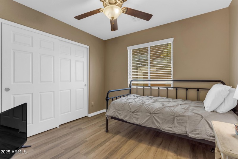 37_100_a4m_opnshw (1)