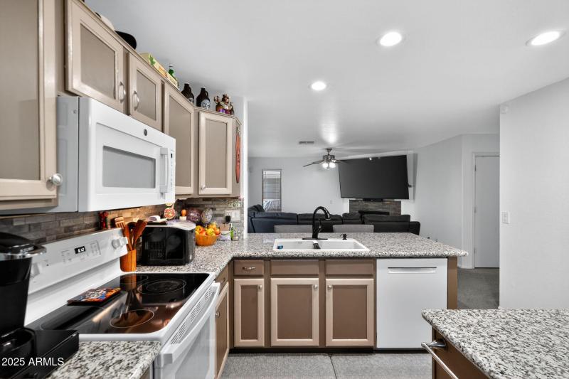 16_5201_N_125th_Ave_Litchfield_Park_AZ_8