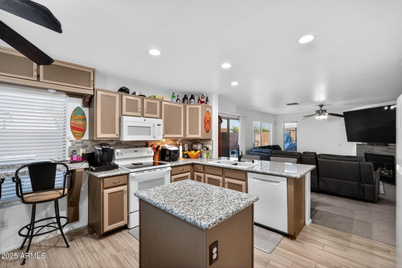 18_5201_N_125th_Ave_Litchfield_Park_AZ_8