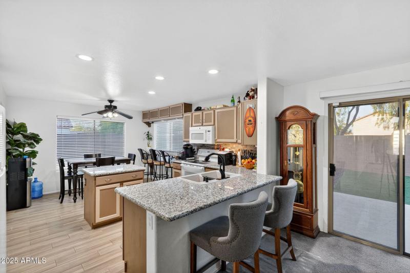 20_5201_N_125th_Ave_Litchfield_Park_AZ_8