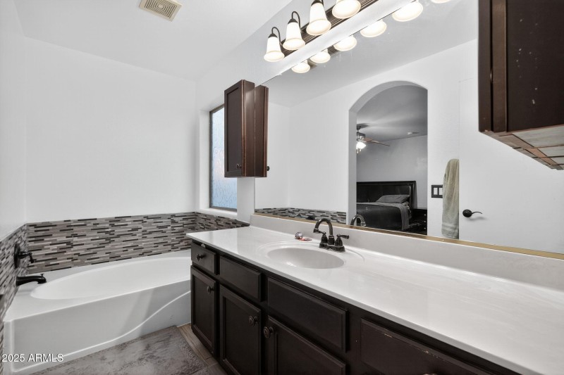 32_5201_N_125th_Ave_Litchfield_Park_AZ_8