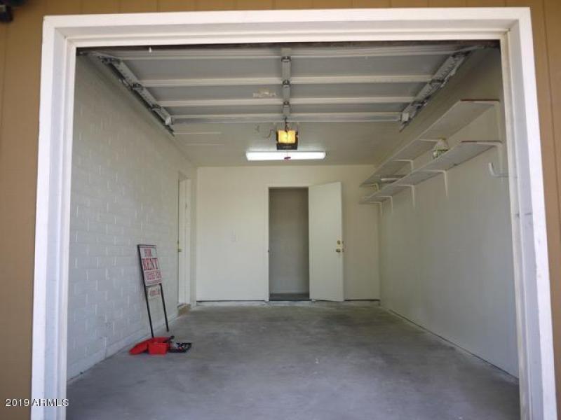 Garage-Storage Room