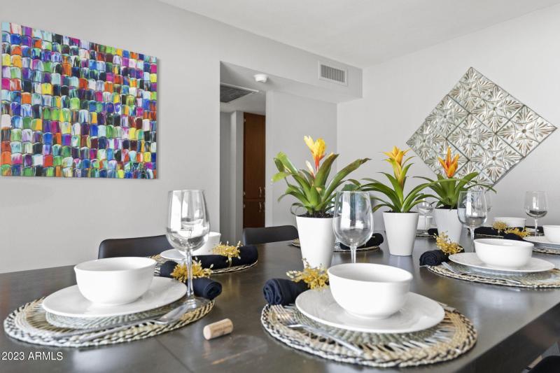 34-web-or-mls-8308-e-minnezona-ave