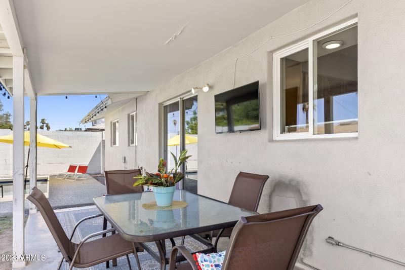 43-web-or-mls-8308-e-minnezona-ave