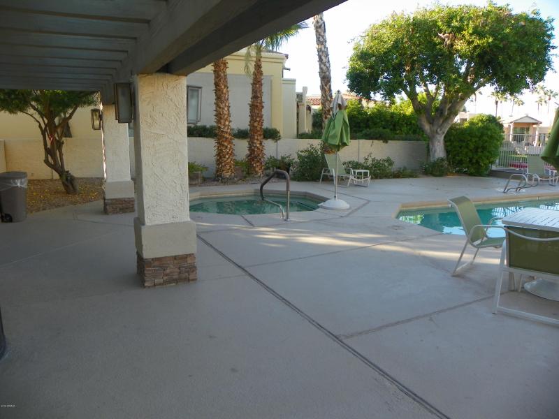 denz 24 furnished rentals scottsdale ran