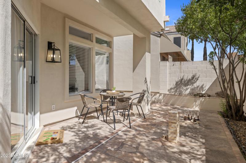 75_1143_E_Amberwood_Dr__075