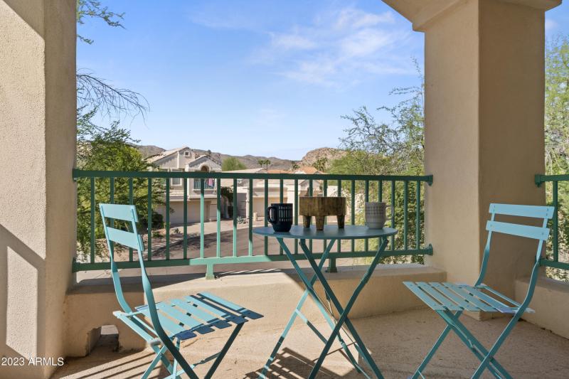 90_1143_E_Amberwood_Dr__090