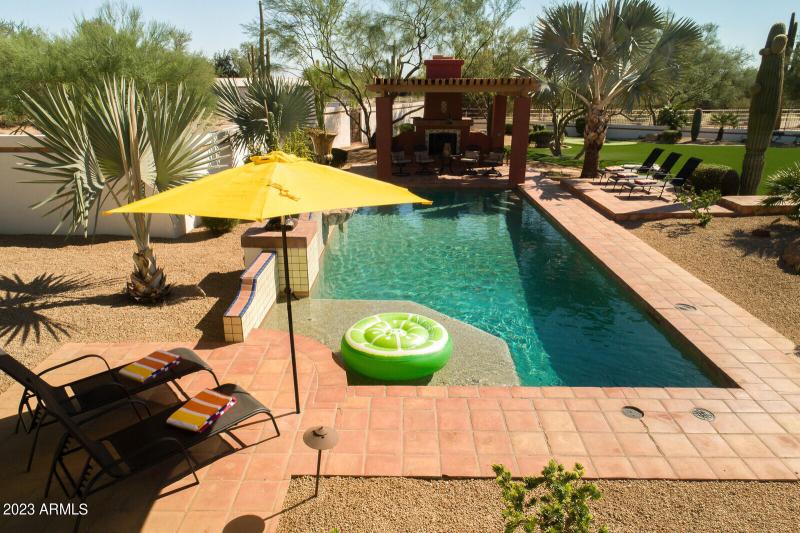 86_8161_E_Alameda_Rd__086_mls