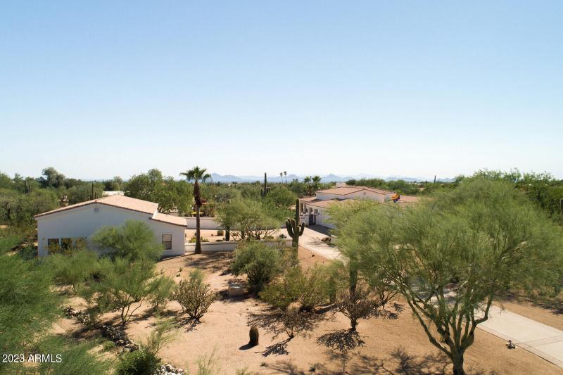 93_8161_E_Alameda_Rd__093_mls