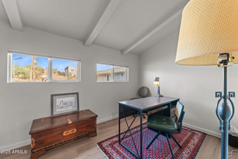 51433 N US Highway 60 89