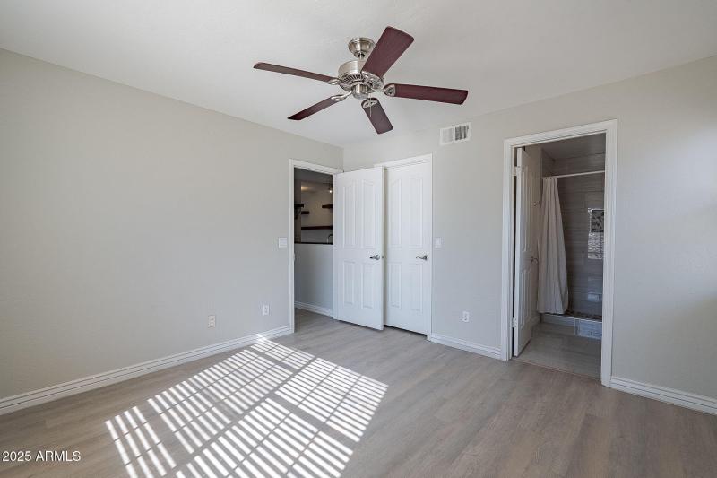 I CAN'T FIT THE ROOM IN THE PICTURE!!!