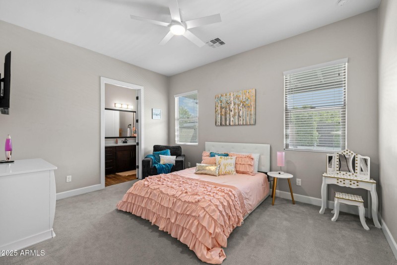 21011 Aquarius - 35Second Bedroom