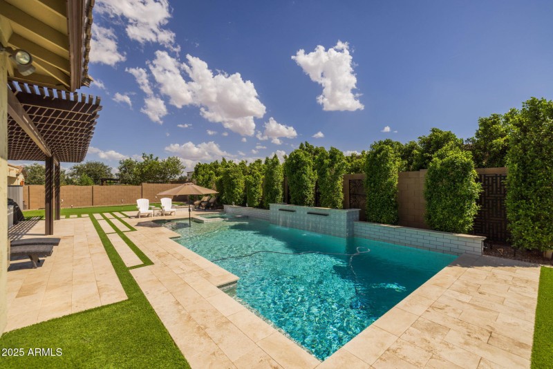 21011 Aquarius - 52Pool