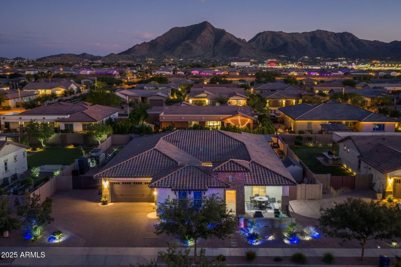 21011 Aquarius - 75Twilight