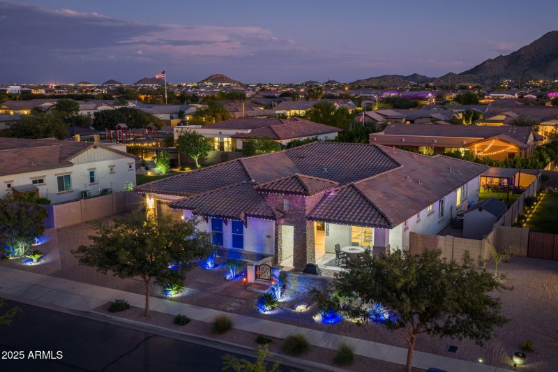 21011 Aquarius - 76Twilight