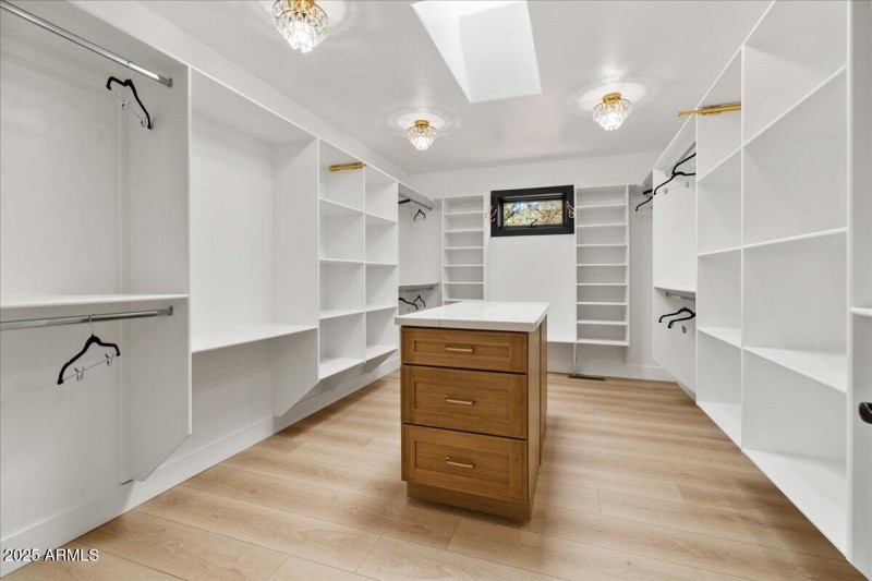 165 Pegasus - Primary Suite