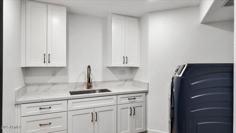 165 Pegasus - Laundry Room
