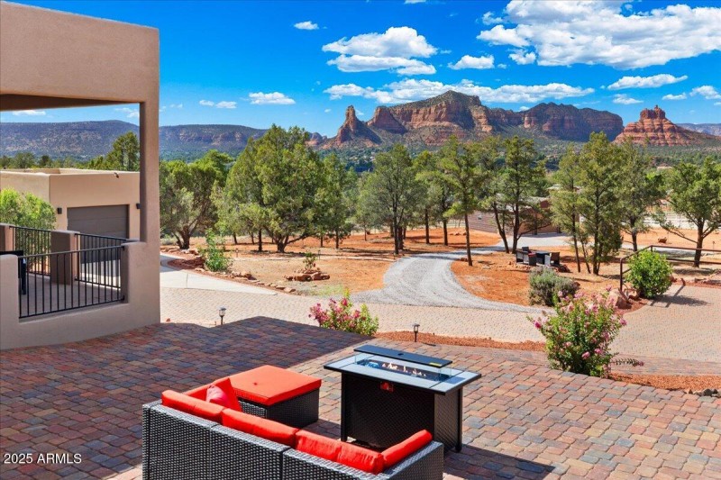 165 Pegasus - Front Patio View