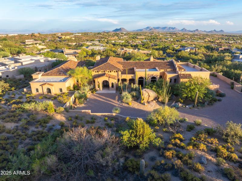 002_Prominent Homesite