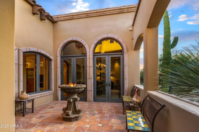 014_Serene Front Courtyard