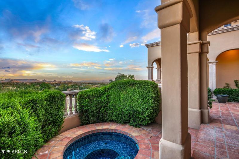 029_Primary Suite Spa Access