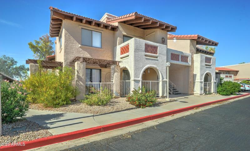 5757 W. Eugie Avenue #2032-2