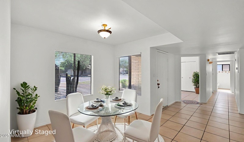 9-web-or-mls-P1164488 virtually staged