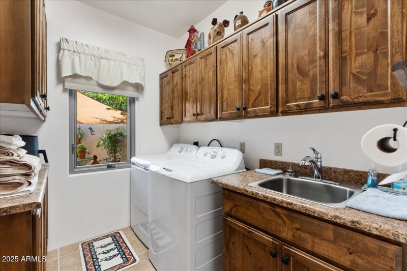 20-Laundry Room