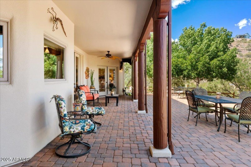 25-Covered Back Patio