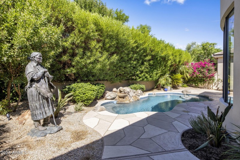 29-web-or-mls-D46A1512